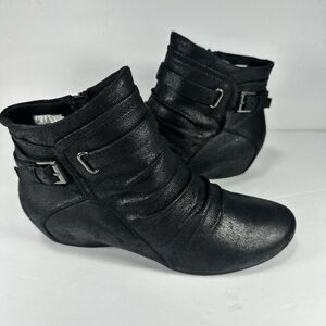 Jessica Cline Kerri Black Ankle Boots Women's Size 9